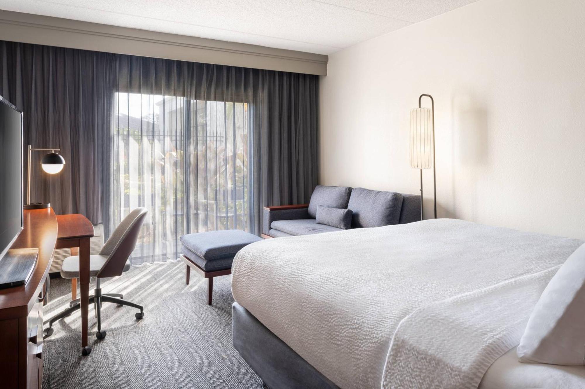 คอร์ทยาร์ด แทมปา เวสชอร์/แอร์พอร์ต Hotel ภายนอก รูปภาพ