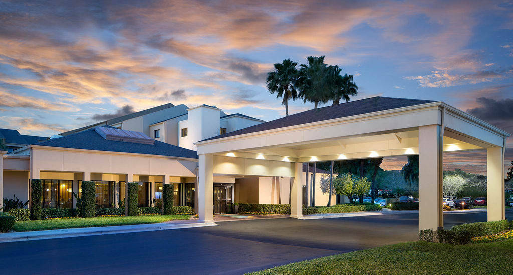 คอร์ทยาร์ด แทมปา เวสชอร์/แอร์พอร์ต Hotel ภายนอก รูปภาพ
